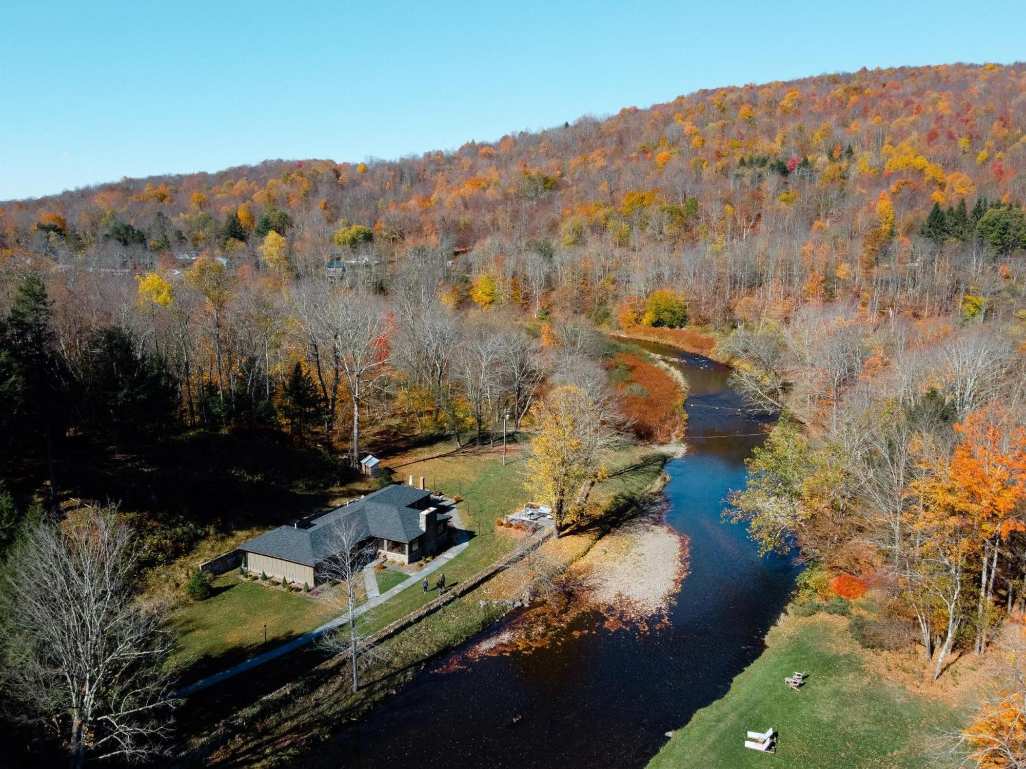 Antrim Streamside Hotel Livingston Manor Exterior foto