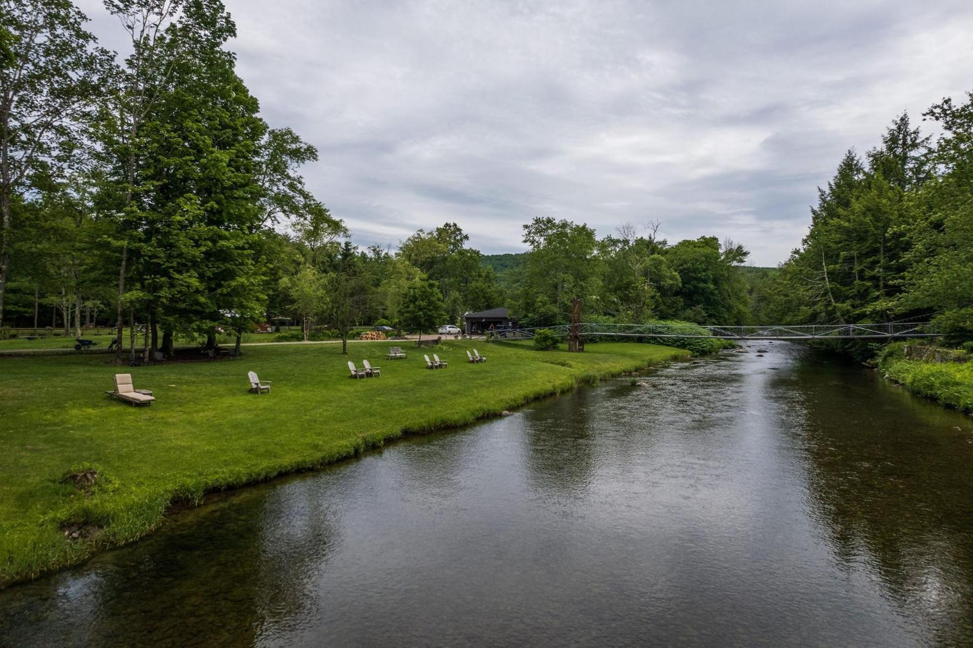 Antrim Streamside Hotel Livingston Manor Exterior foto
