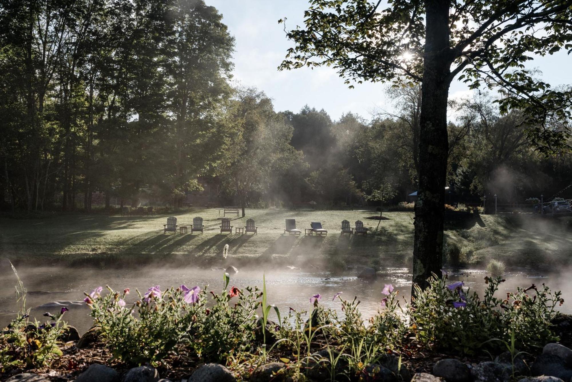 Antrim Streamside Hotel Livingston Manor Exterior foto