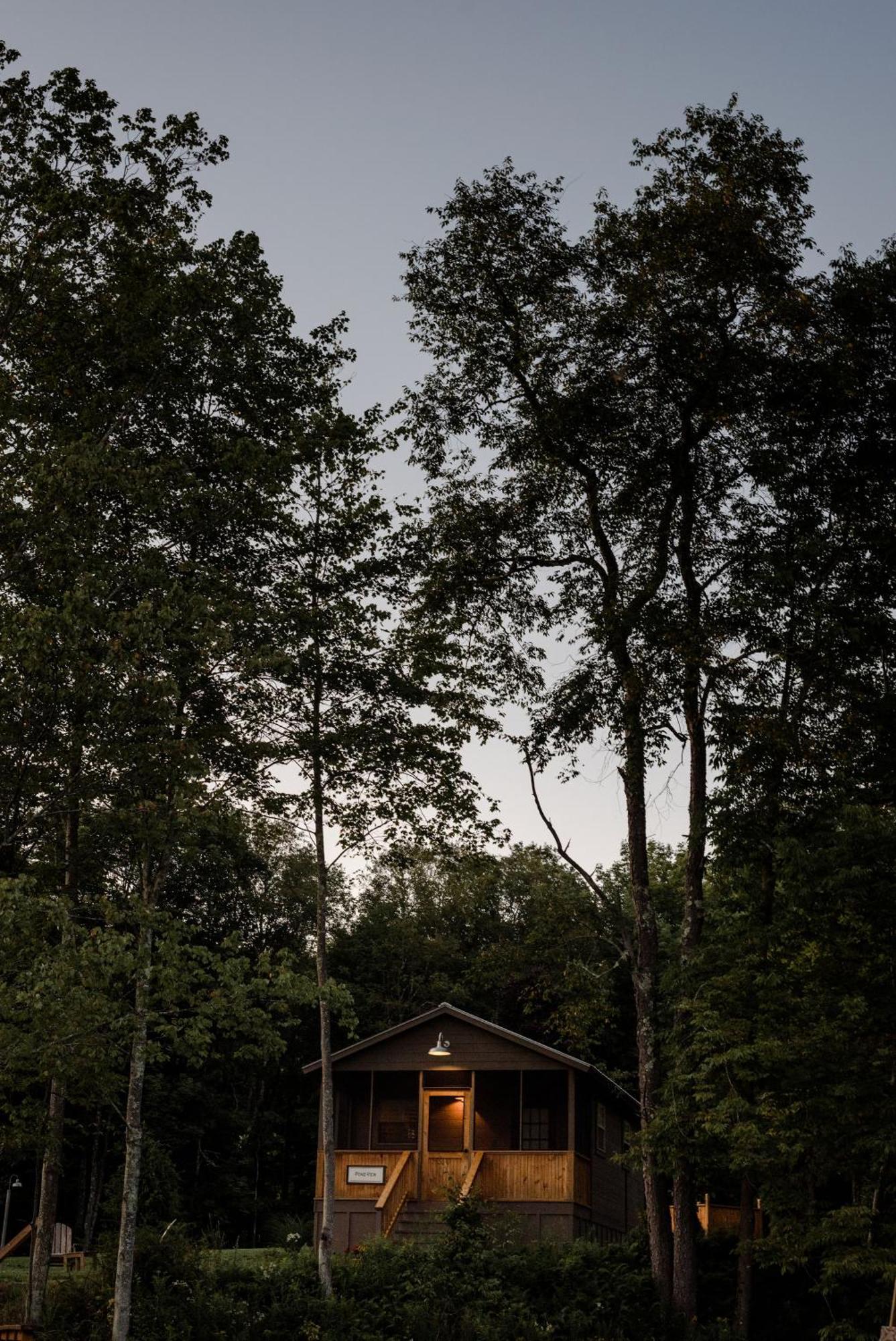 Antrim Streamside Hotel Livingston Manor Exterior foto