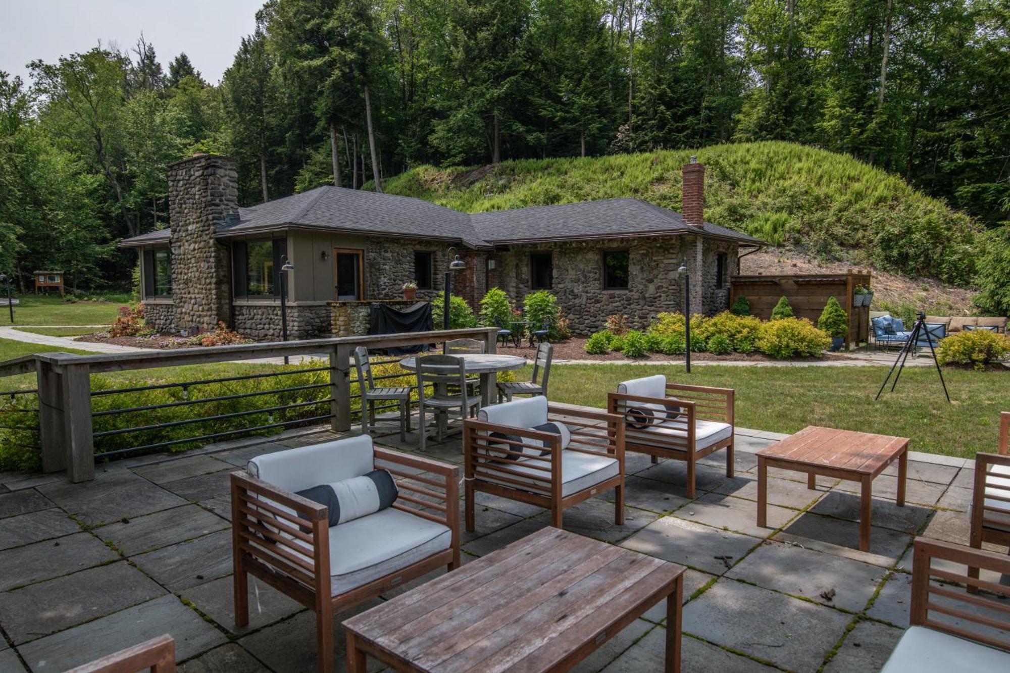 Antrim Streamside Hotel Livingston Manor Exterior foto
